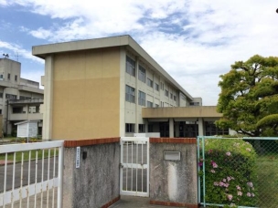 【小学校】斑鳩西小学校 1426m 周辺環境